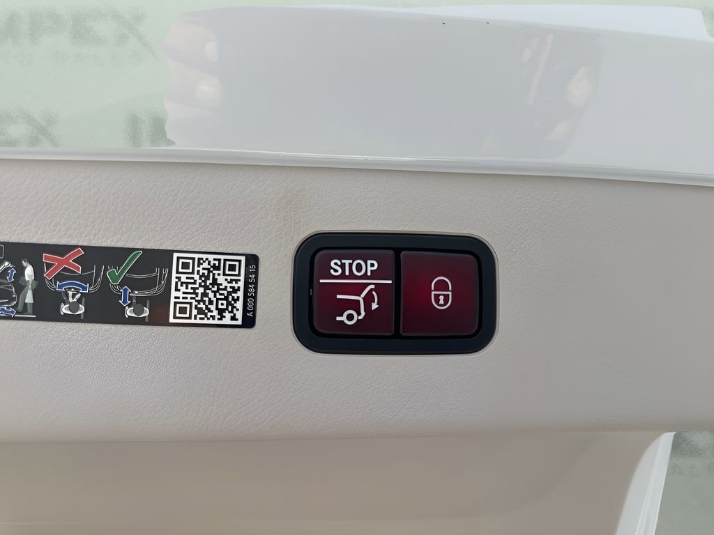 Used 2023 Mercedes-Benz EQS 450+ Sedan image 30