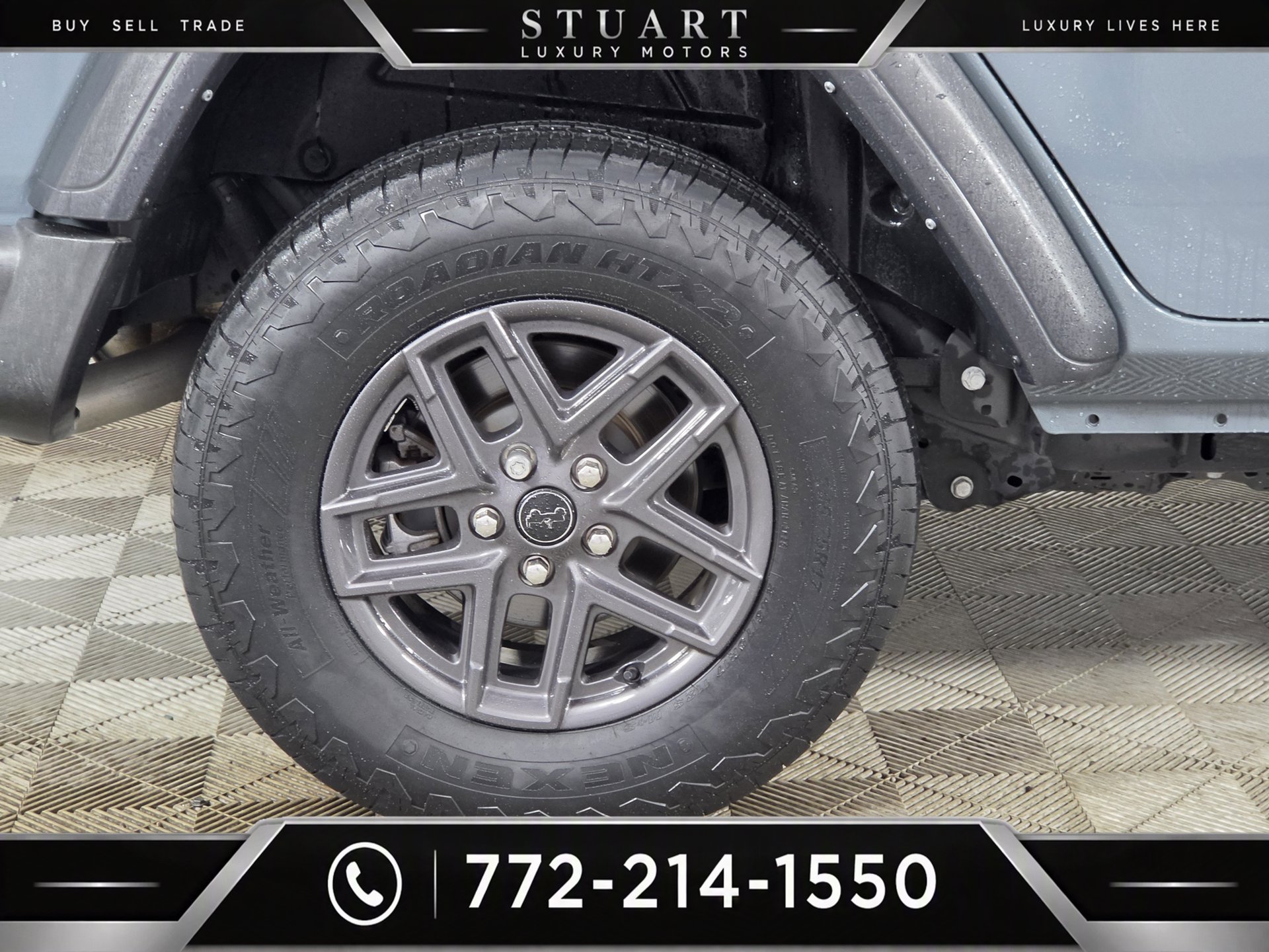 Used 2024 Jeep Wrangler Unlimited Sport AWD/4WD image 41