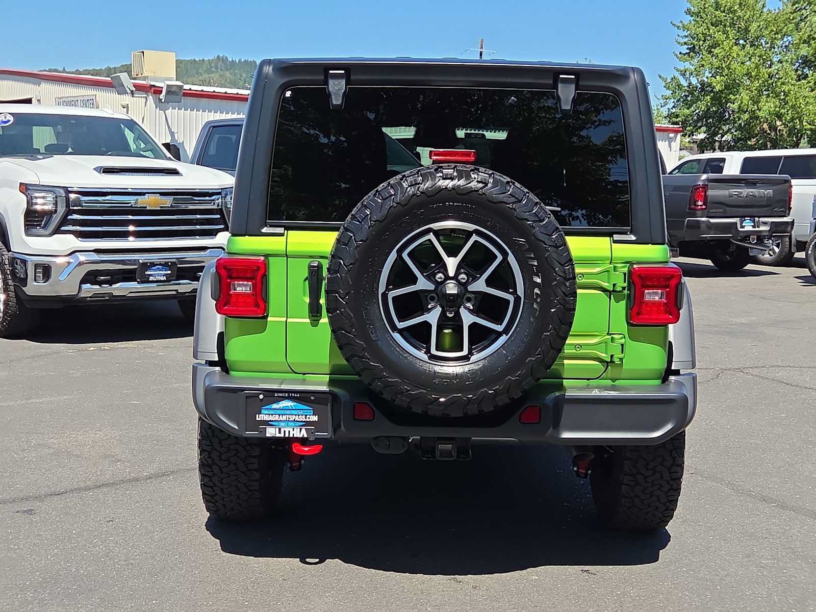 New 2026 Jeep Wrangler Unlimited Rubicon AWD/4WD image 13