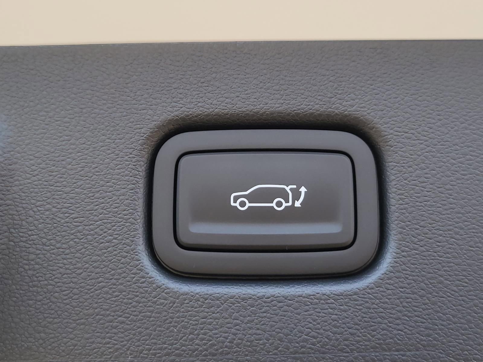 New 2026 Hyundai Kona Limited FWD image 11