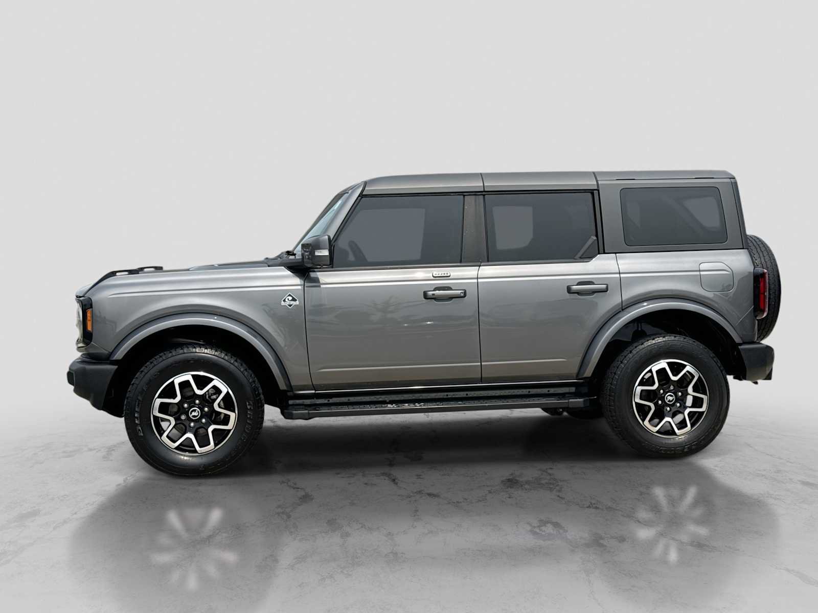 Used 2022 Ford Bronco Outer Banks AWD/4WD image 3