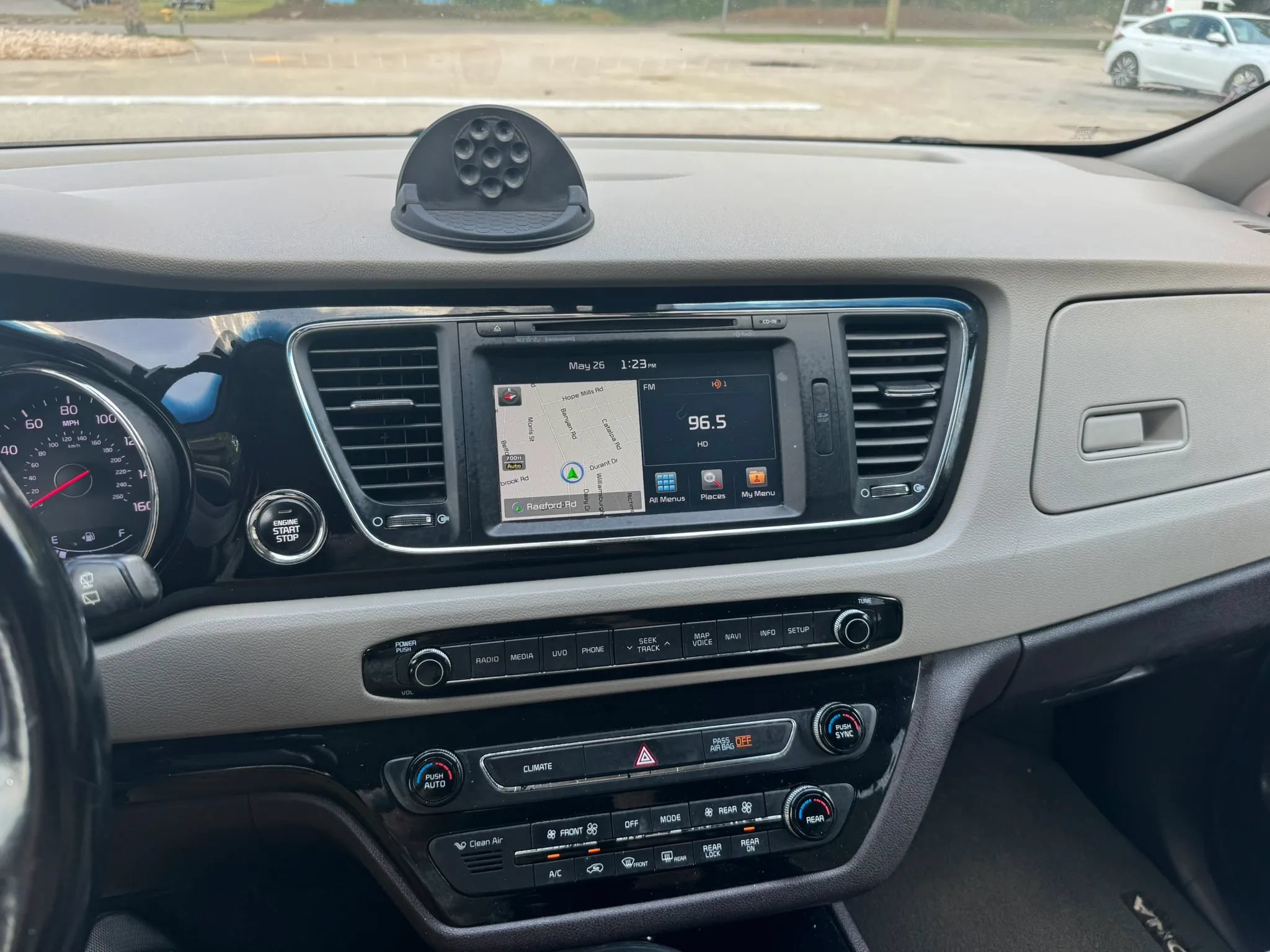 Used 2018 Kia Sedona SX Limited FWD image 17