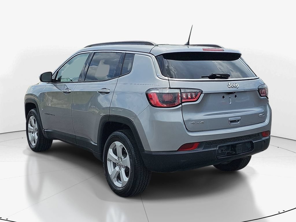 Used 2018 Jeep Compass Latitude w/ Trailer Tow Group AWD/4WD image 8