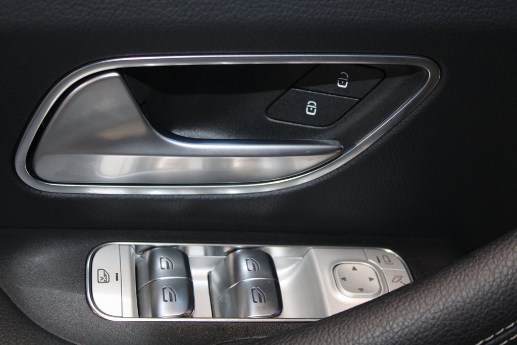 Used 2025 Mercedes-Benz GLE 450 4MATIC image 11