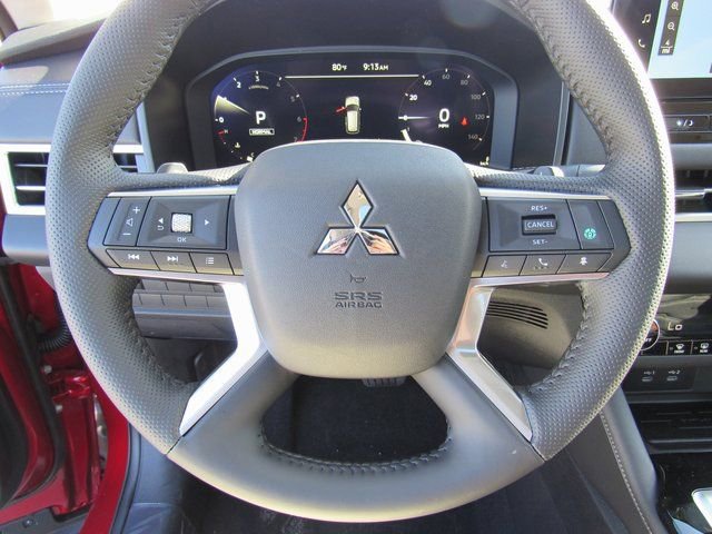 New 2025 Mitsubishi Outlander SE image 23