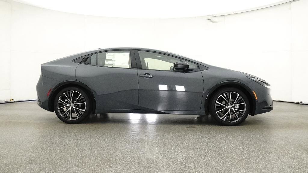 New 2026 Toyota Prius XLE image 27