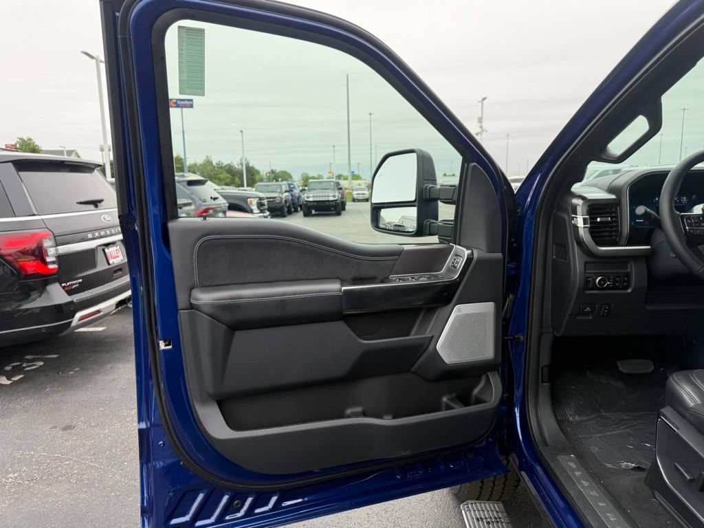 New 2026 Ford F250 Platinum AWD/4WD image 17