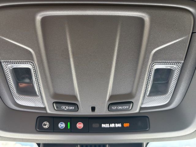 Used 2025 Chevrolet Silverado 2500 Custom w/ Custom Value Package image 33