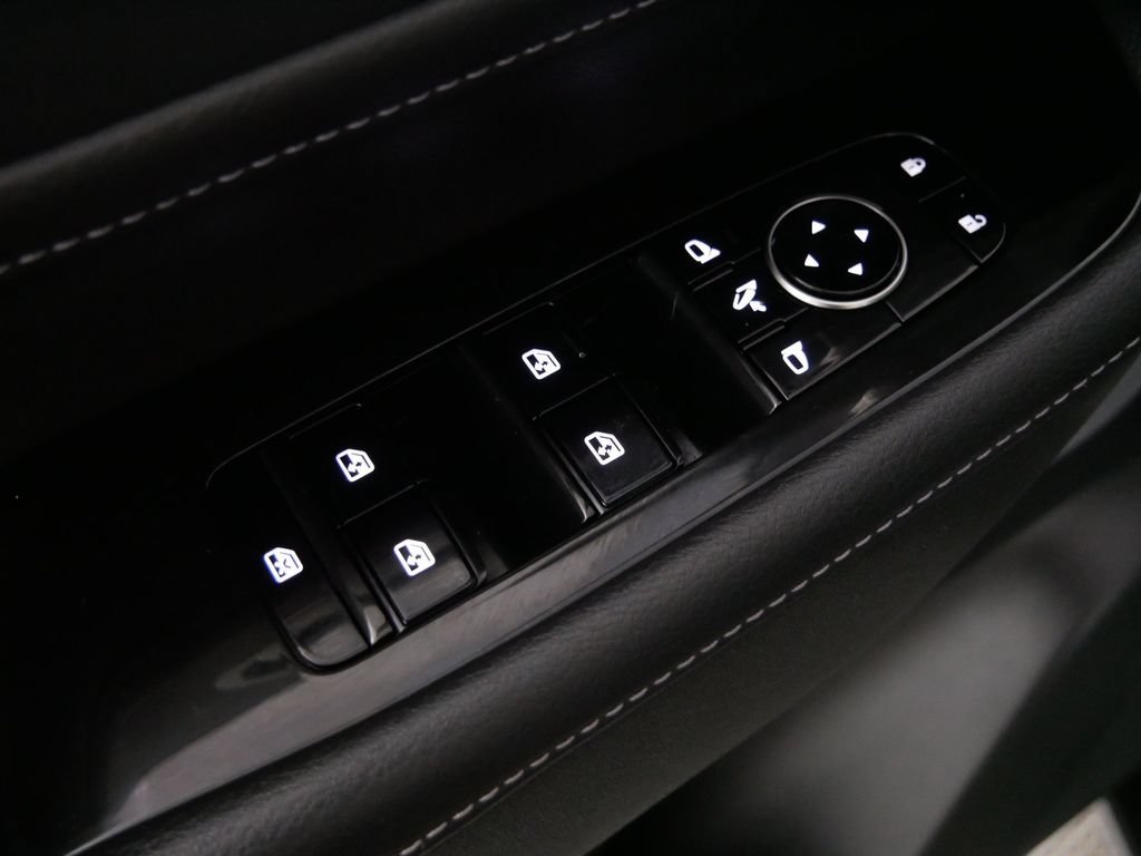 Certified 2025 INFINITI QX80 Sensory AWD/4WD image 15