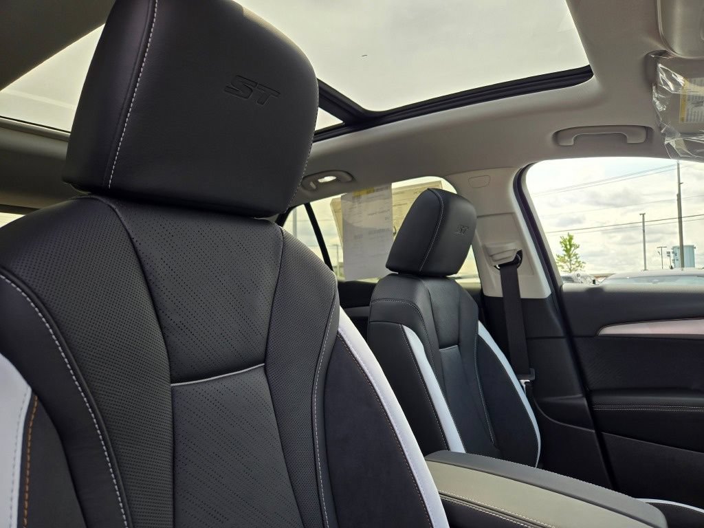New 2026 Buick Envision Sport Touring AWD/4WD image 23