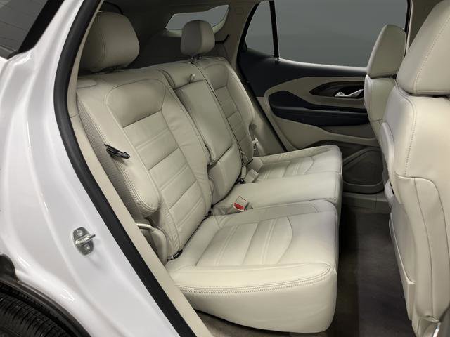 Used 2024 GMC Terrain Denali w/ Denali Premium Package image 34