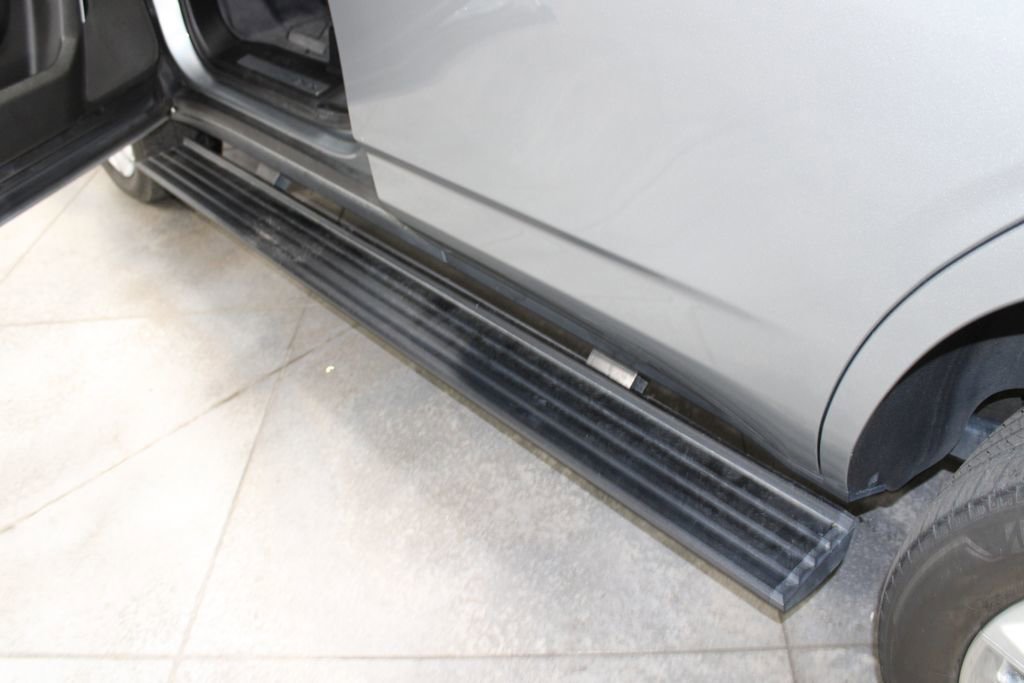 Used 2024 Chevrolet Tahoe High Country image 12