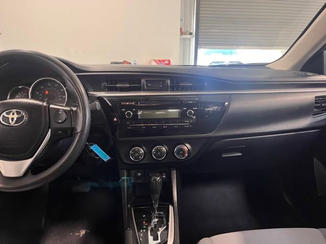 Used 2015 Toyota Corolla L image 20