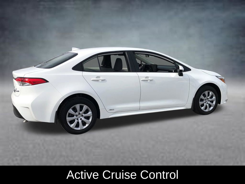 Used 2023 Toyota Corolla LE image 9