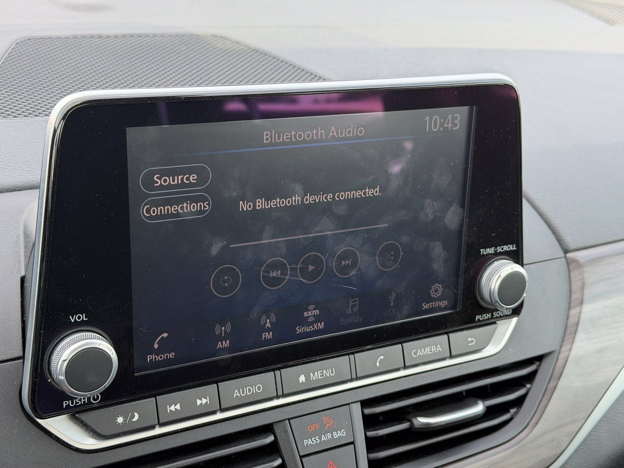 Used 2025 Nissan Altima 2.5 SV FWD image 16