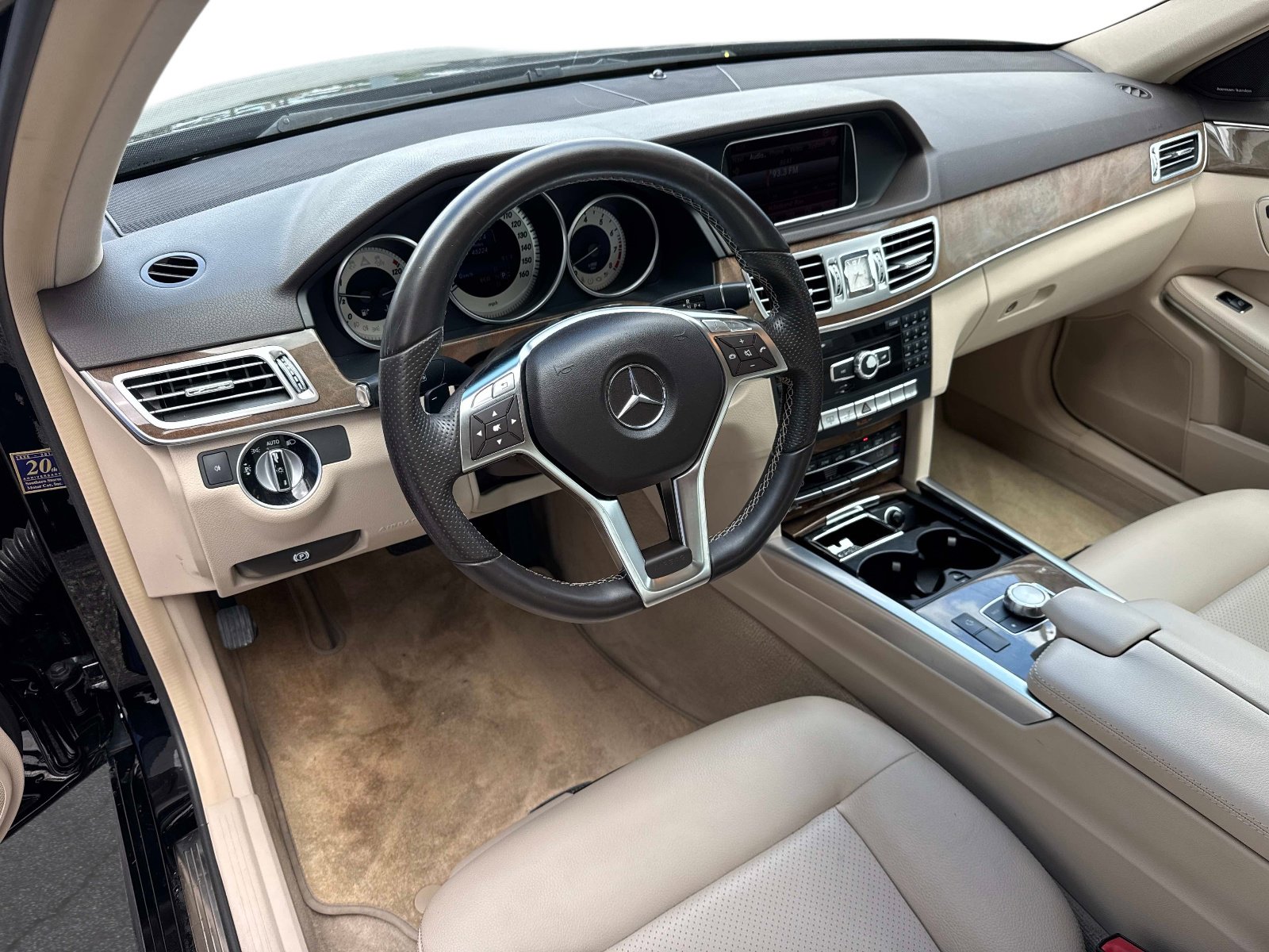 Used 2014 Mercedes-Benz E 350 Sedan image 21
