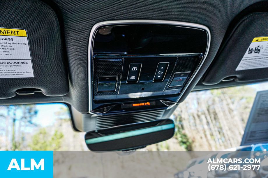 Used 2024 Land Rover Range Rover SE image 32