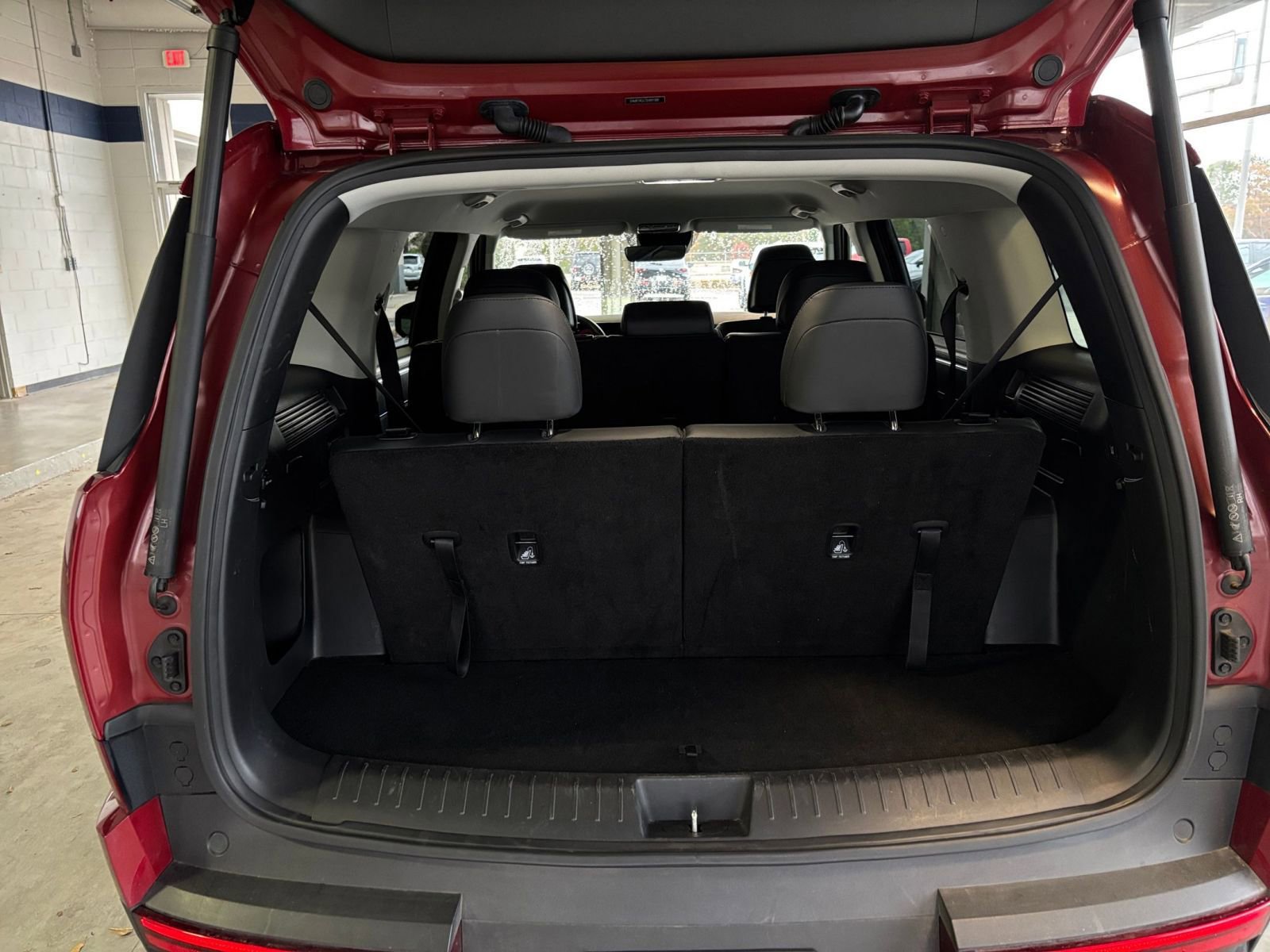 Used 2025 Hyundai Santa Fe SEL image 32