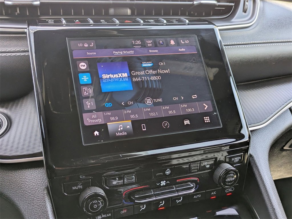 Used 2024 Jeep Grand Cherokee L Laredo image 18