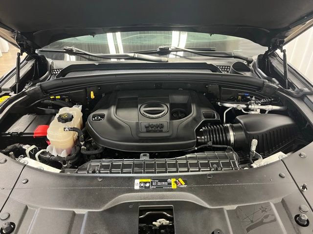 Used 2022 Jeep Grand Cherokee Overland image 29