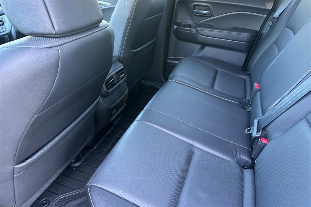 Certified 2025 Honda Ridgeline RTL+ image 14