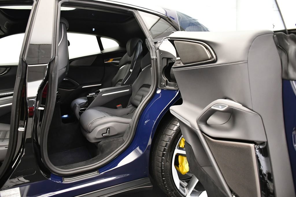 Used 2023 Ferrari Purosangue image 42