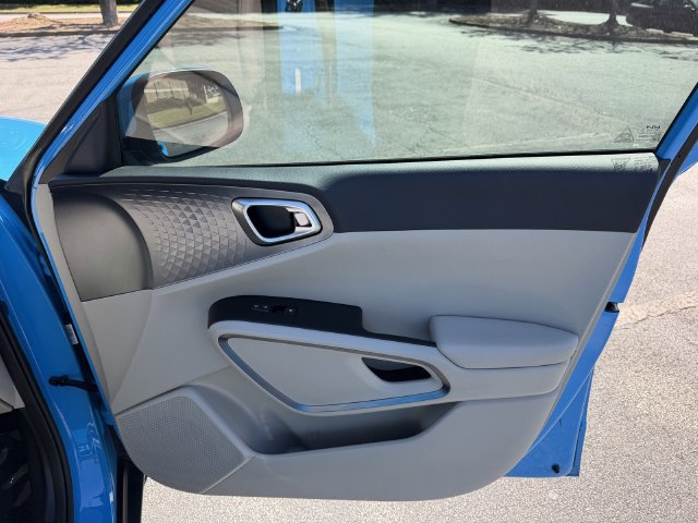 Certified 2023 Kia Soul EX FWD image 34