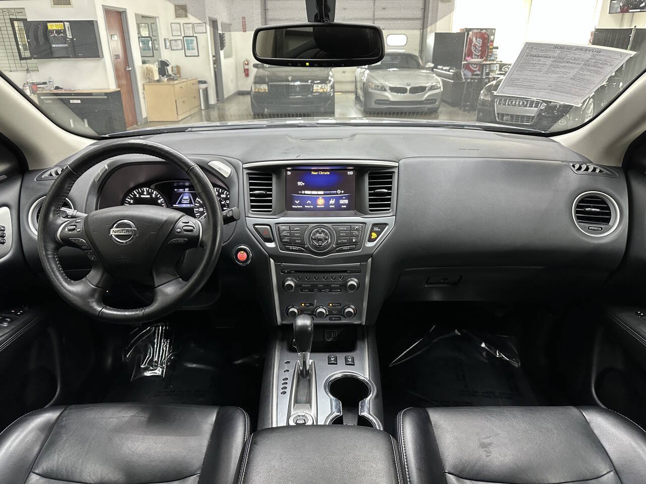 Used 2020 Nissan Pathfinder SL AWD/4WD image 20