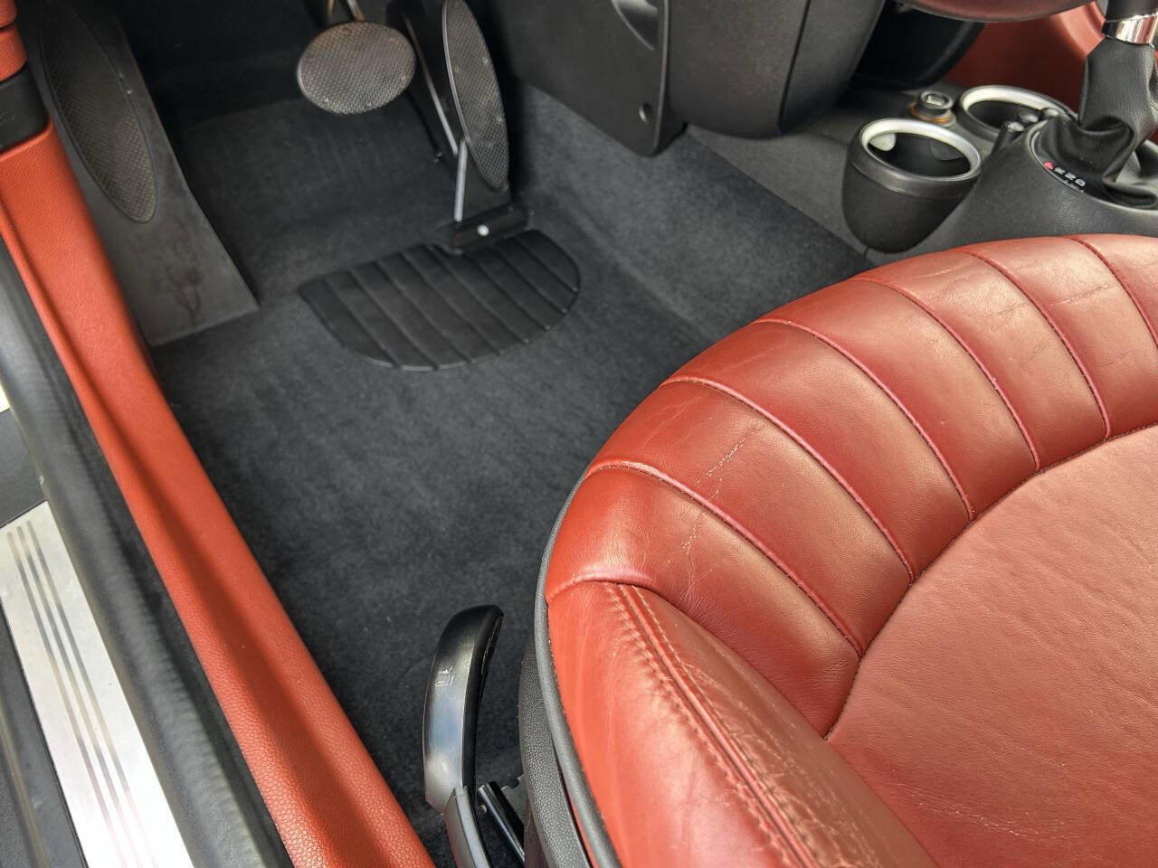 Used 2009 MINI Cooper Hardtop w/ Premium Pkg FWD image 26