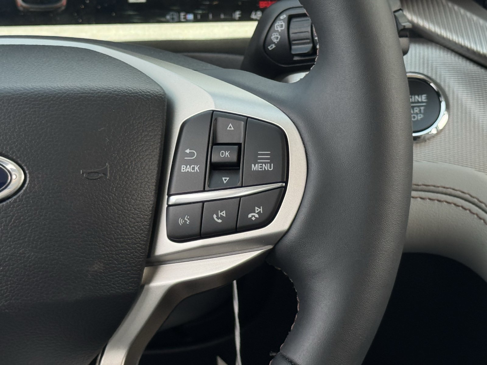 New 2026 Ford Explorer Active w/ Active Comfort Package RWD image 13