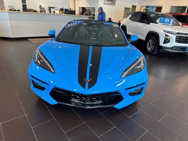 Used 2025 Chevrolet Corvette Stingray Coupe w/ 1LT RWD image 2