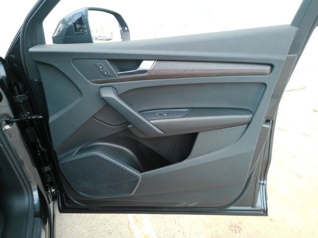 Used 2025 Audi Q5 2.0T Premium image 19