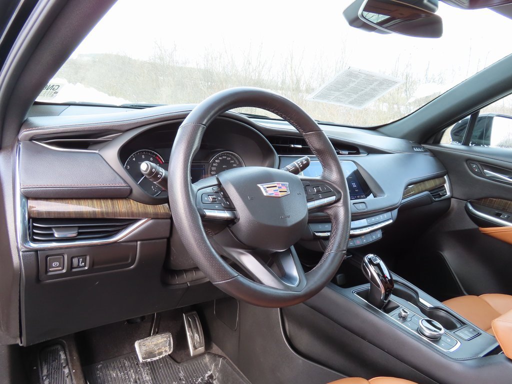 Used 2023 Cadillac XT4 Sport image 24