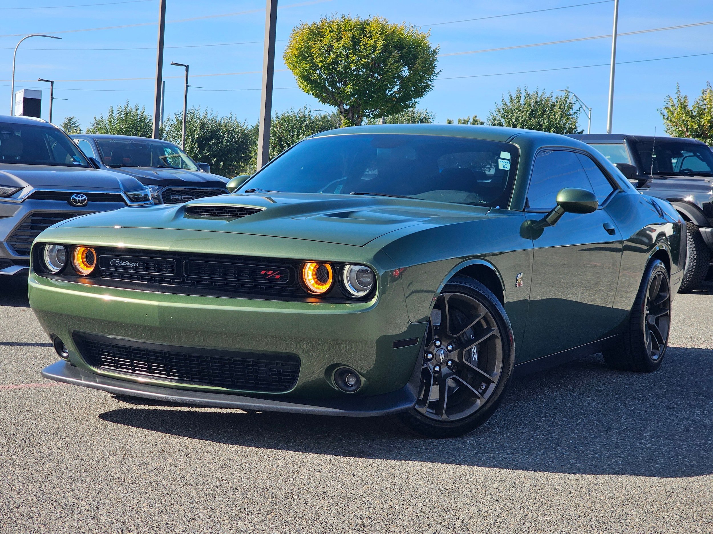 Used 2021 Dodge Challenger R/T Scat Pack w/ Dynamics Package RWD image 1