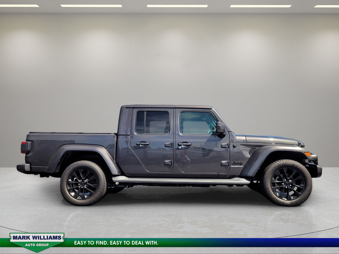 Used 2021 Jeep Gladiator Overland AWD/4WD image 2
