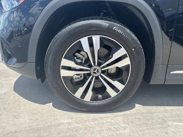 New 2025 Mercedes-Benz GLA 250 image 36