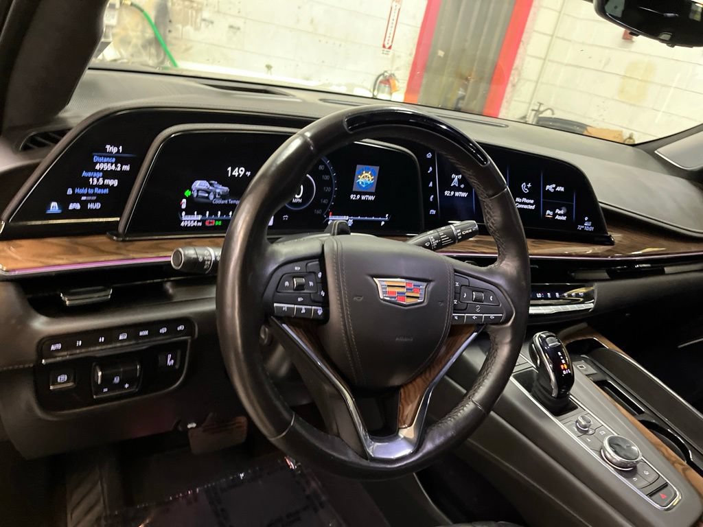 Used 2023 Cadillac Escalade Sport Platinum AWD/4WD image 17