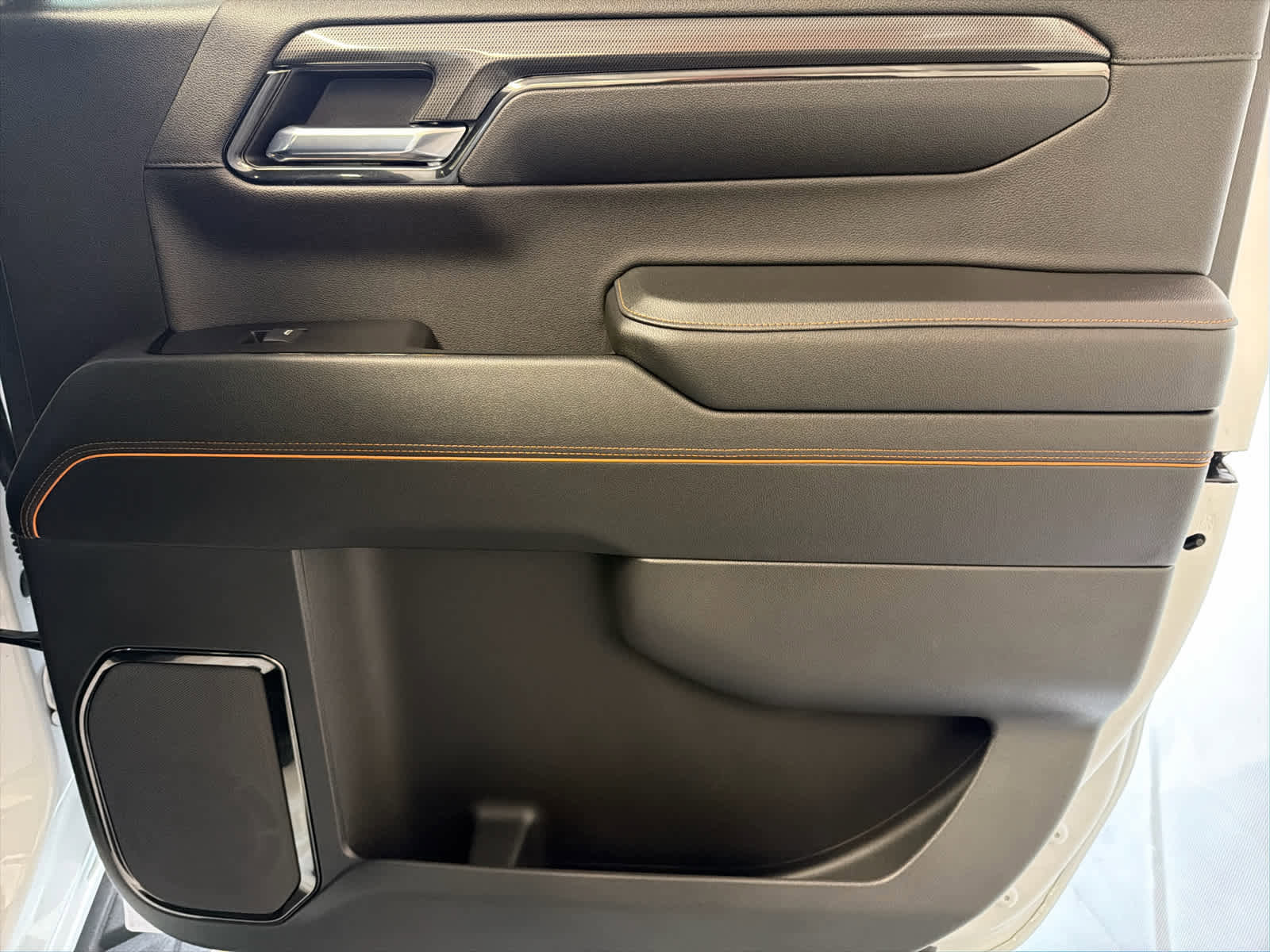 Certified 2024 GMC Sierra 1500 AT4 w/ Technology Package image 34