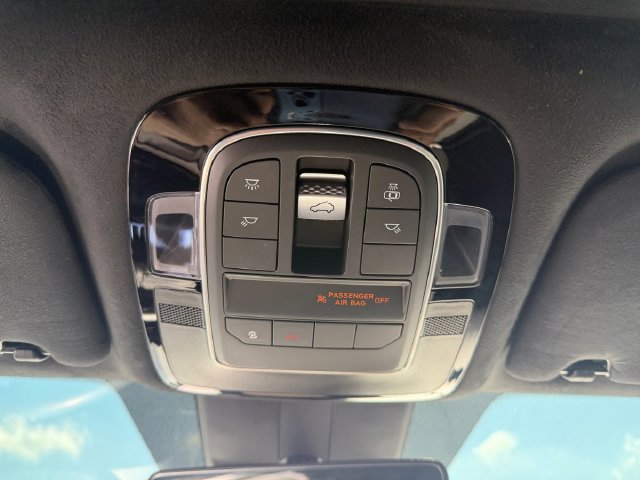 Used 2022 Hyundai Santa Fe Calligraphy FWD image 7