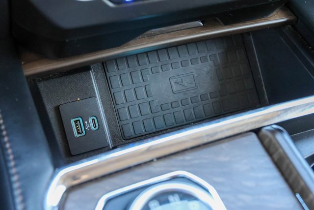 Used 2021 Ford Expedition Platinum image 31