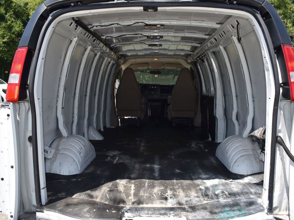 Used 2020 GMC Savana 2500 Extended image 20