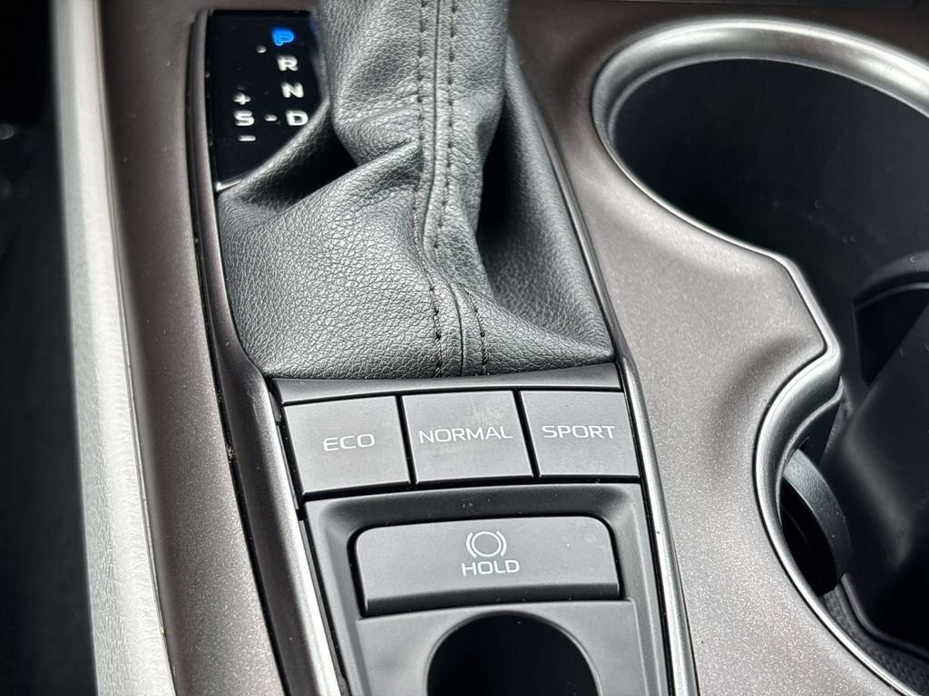 Used 2022 Toyota Camry SE AWD/4WD image 24