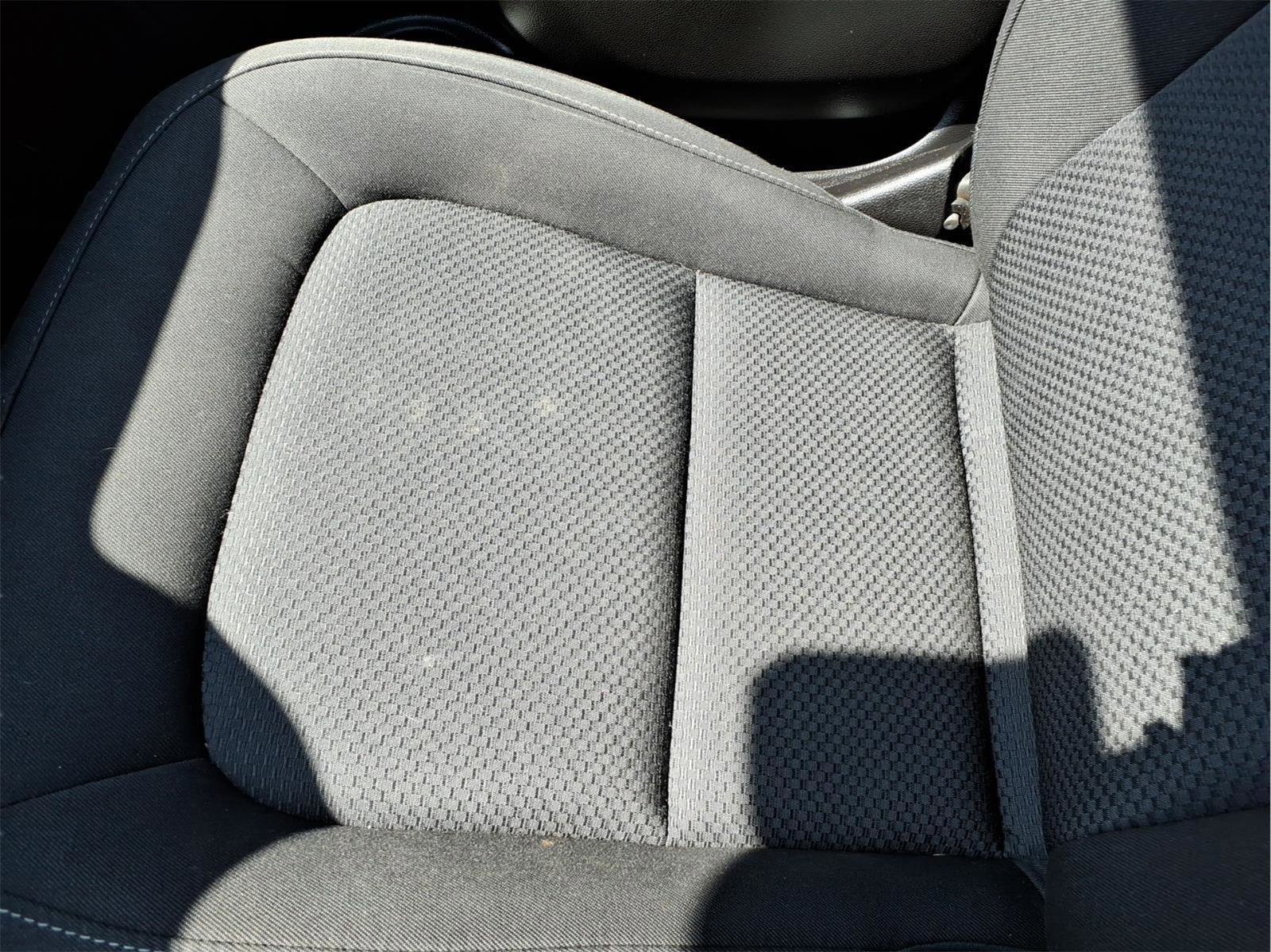 Used 2021 Chevrolet Colorado LT w/ Fleet Safety Package RWD image 21