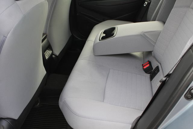 Certified 2025 Toyota Corolla SE FWD image 28