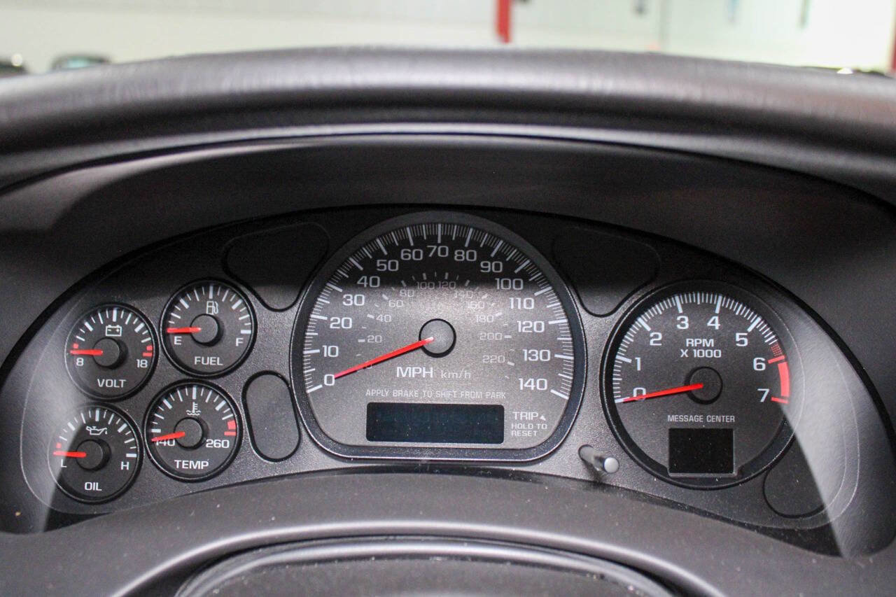 Used 2003 Chevrolet Monte Carlo SS w/ Preferred Equipment Group image 12