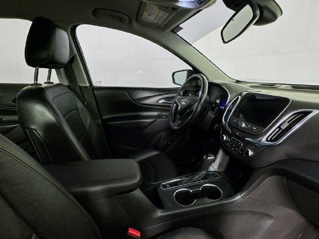 Used 2020 Chevrolet Equinox LT w/ Sport Edition FWD image 26