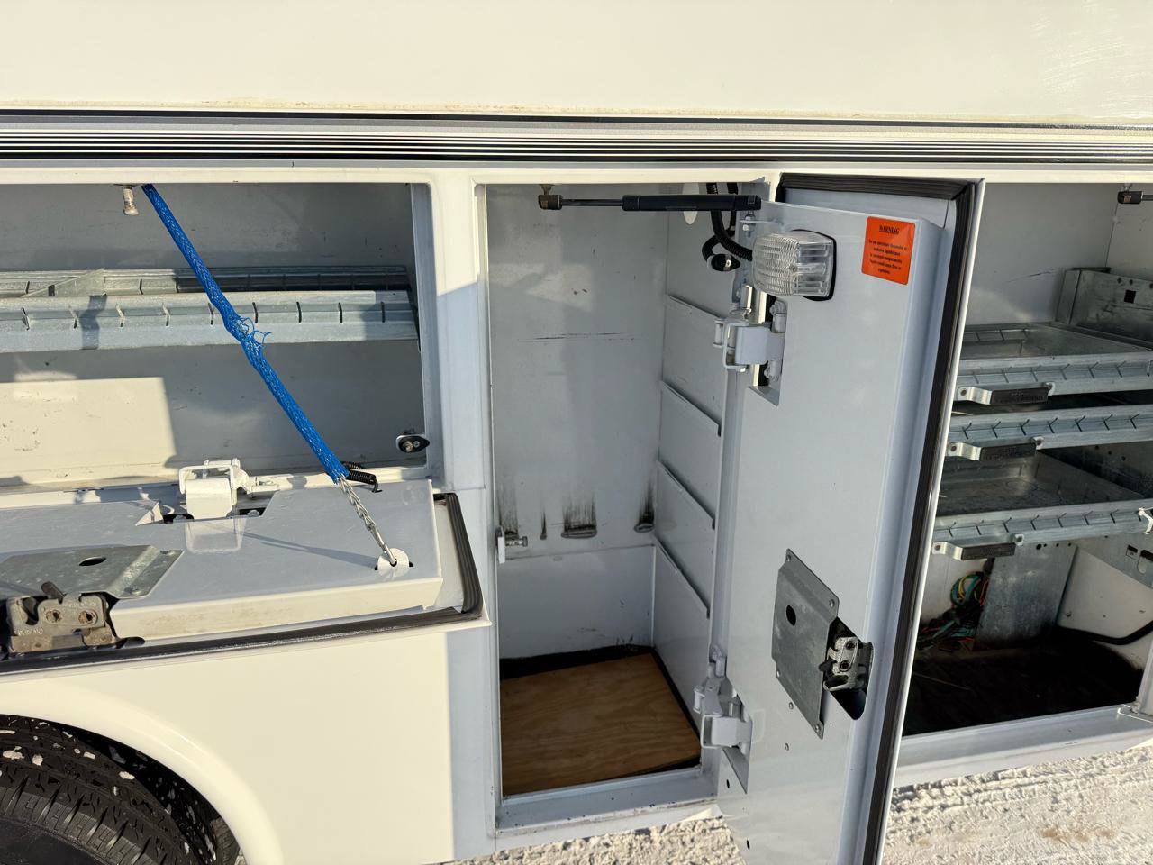 Used 2008 Ford E-350 and Econoline 350 Super Duty RWD image 13