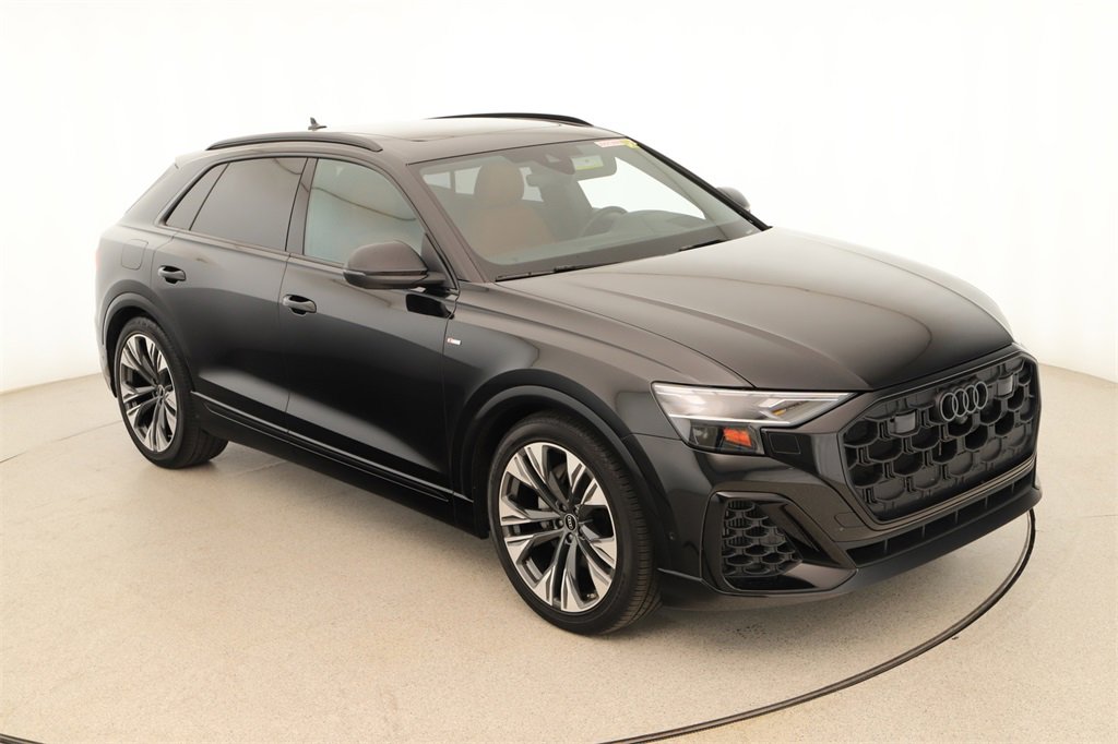 Certified 2025 Audi Q8 Prestige w/ Prestige Package image 36