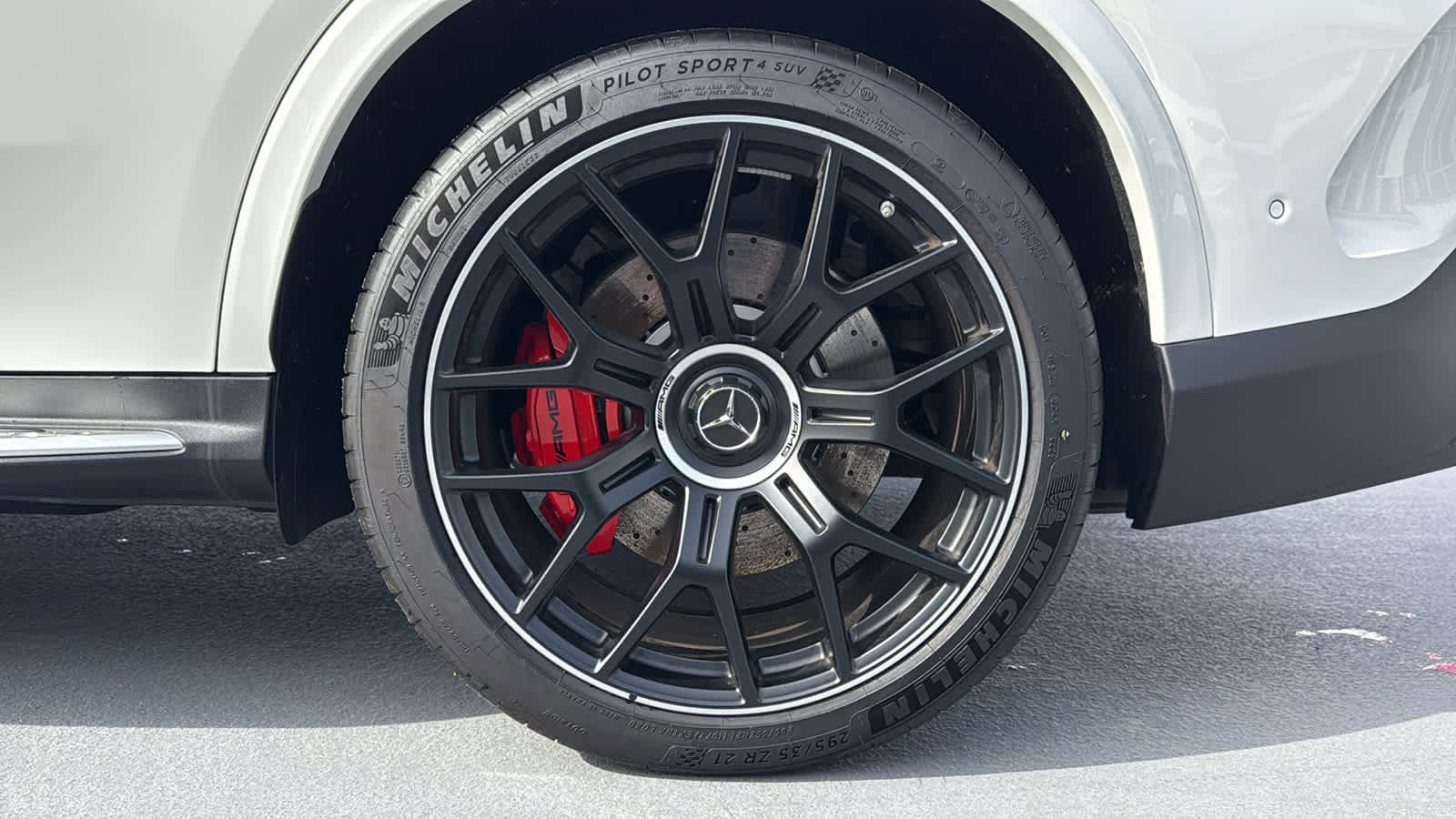 New 2025 Mercedes-Benz GLC 63 AMG S image 13