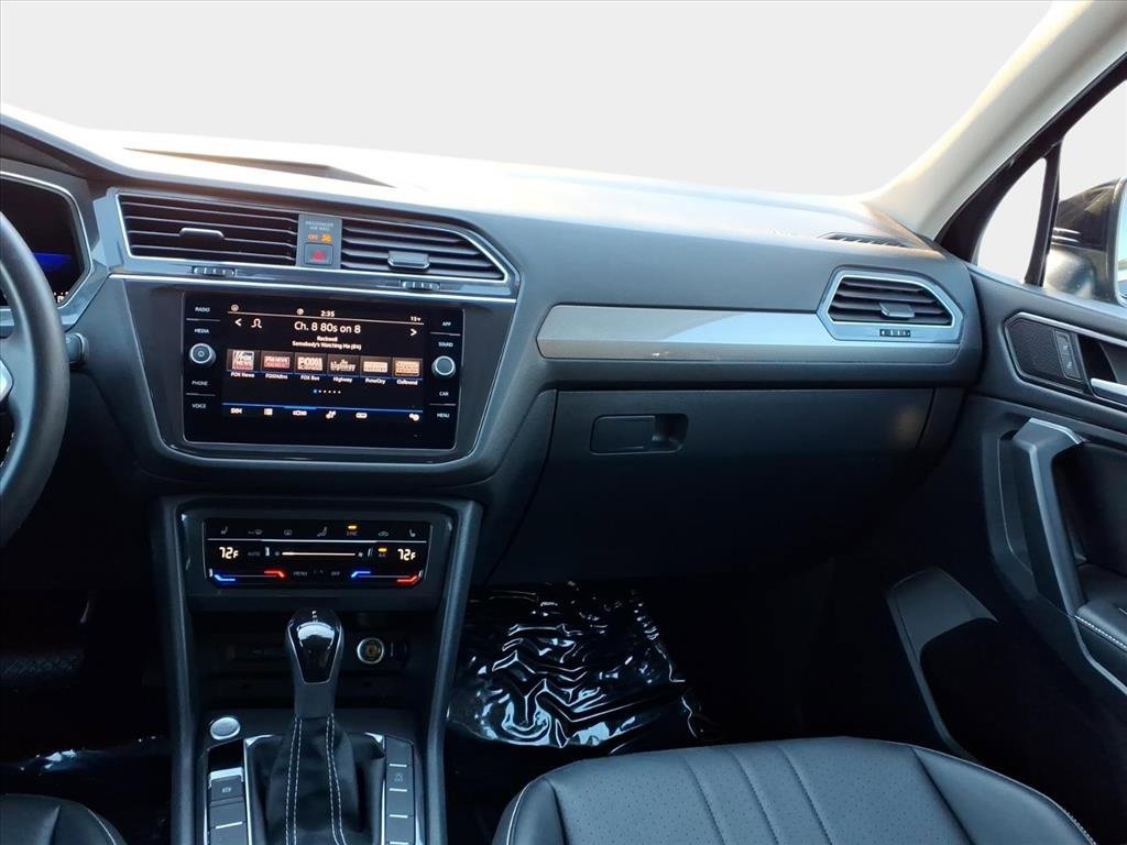 Used 2023 Volkswagen Tiguan SE image 13